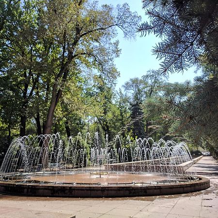 Opera Apartments Almaty Ngoại thất bức ảnh