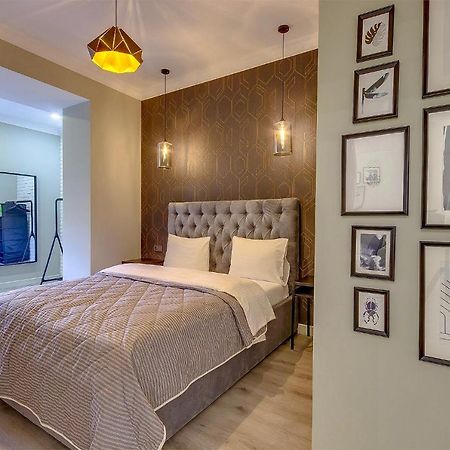 Opera Apartments Almaty Ngoại thất bức ảnh