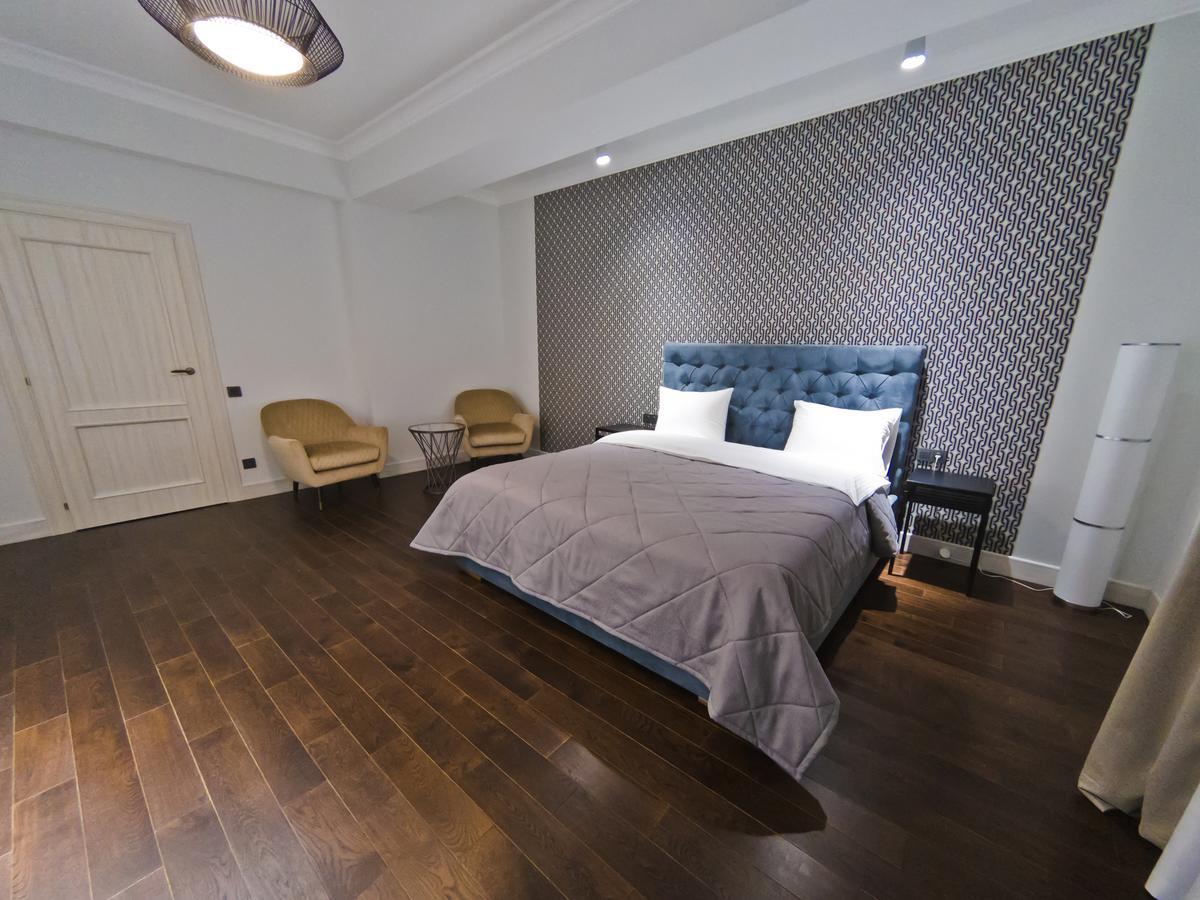 Opera Apartments Almaty Ngoại thất bức ảnh